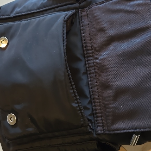 NEW!  Madden NYC Black Backpack with Durable Fabric and Adjustable Straps - Picture 7 of 8